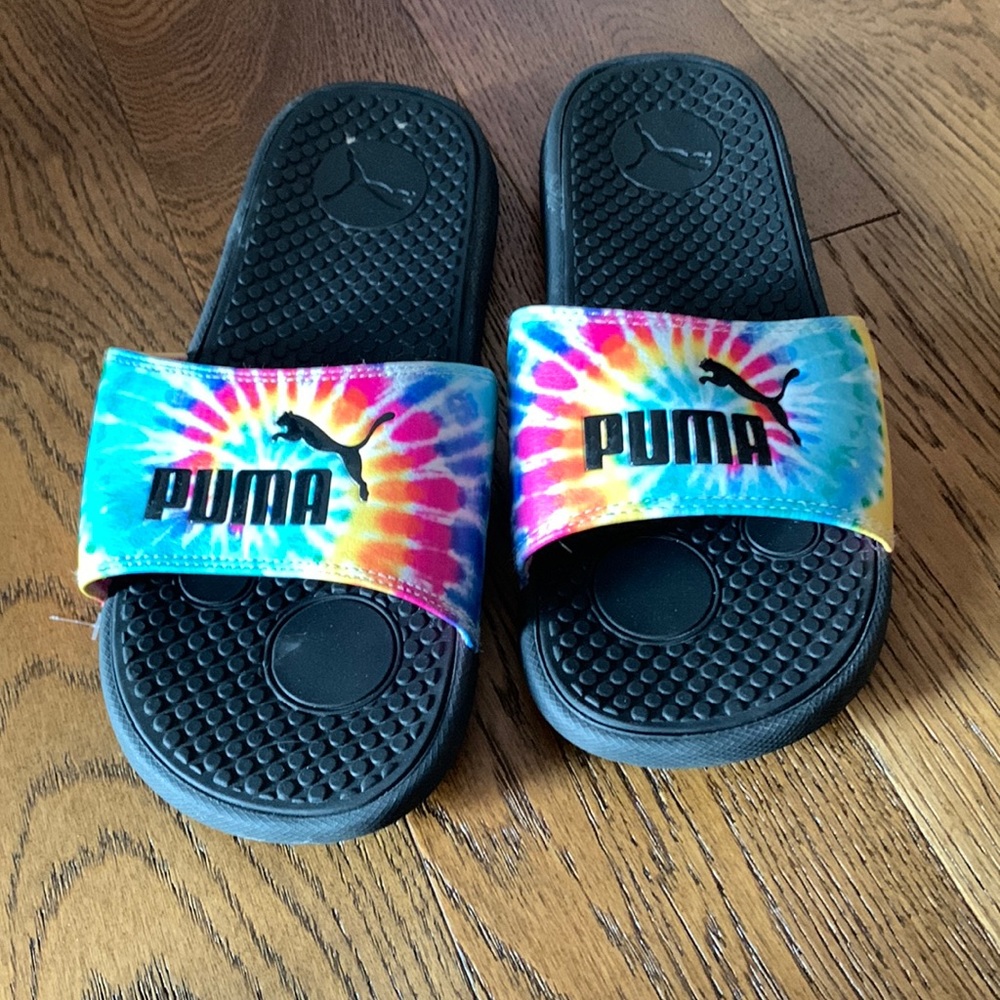 Women’s Puma Slides